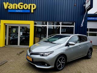 toyota-auris-1.8-hybrid-dynamic-ult