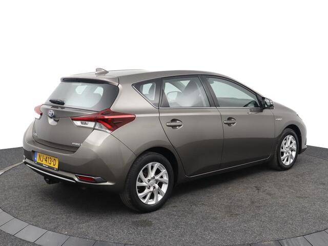 Toyota AURIS 1.8 Hybrid Aspiration | Cruise control | Climate control | Trekhaak | Dealeronderhouden |