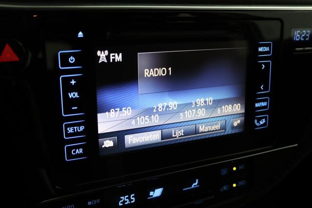 Toyota AURIS 1.8 Hybrid Aspiration | Cruise control | Climate control | Trekhaak | Dealeronderhouden |