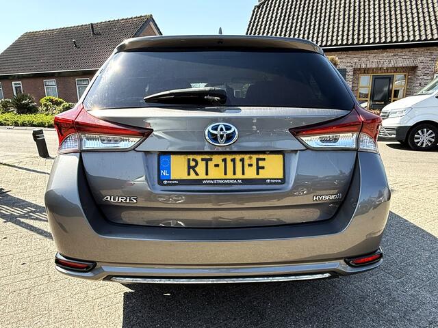 Toyota AURIS Touring Sports 1.8 HYBRID DYNAMIC GO NAVI/XENON/CAMERA/CRUISE B