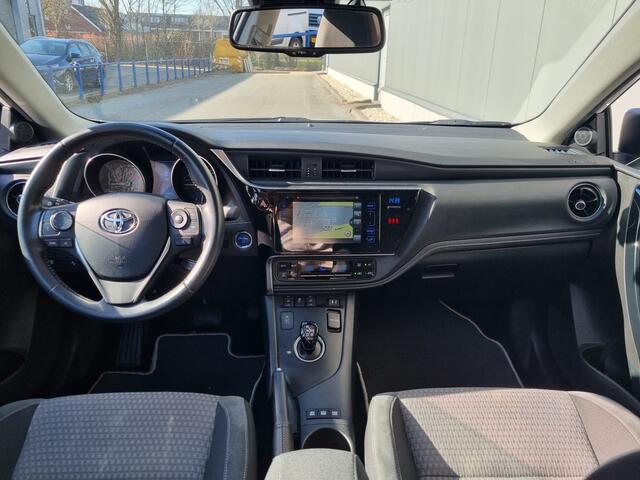 Toyota AURIS 1.8 Hybrid Dynamic | dealer onderhouden | Navi | Camera | Cruise