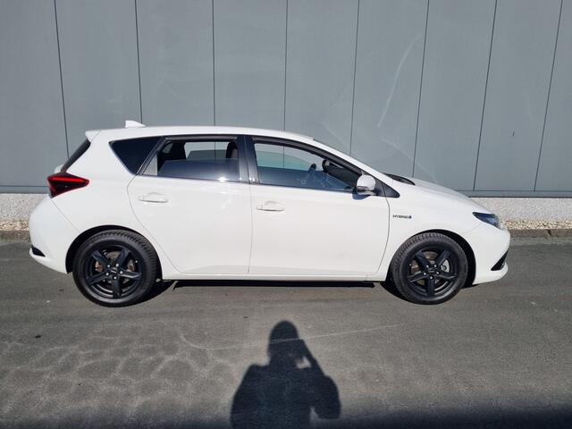 Toyota AURIS 1.8 Hybrid Dynamic | dealer onderhouden | Navi | Camera | Cruise