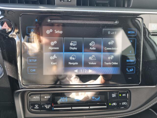 Toyota AURIS 1.8 Hybrid Dynamic | dealer onderhouden | Navi | Camera | Cruise