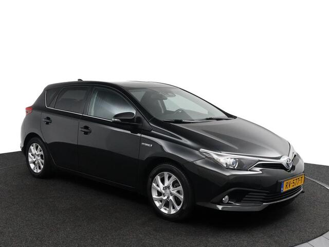 Toyota AURIS 1.8 Hybrid Dynamic | Trekhaak Afneembaar | Keyless Entry | Navigatie |