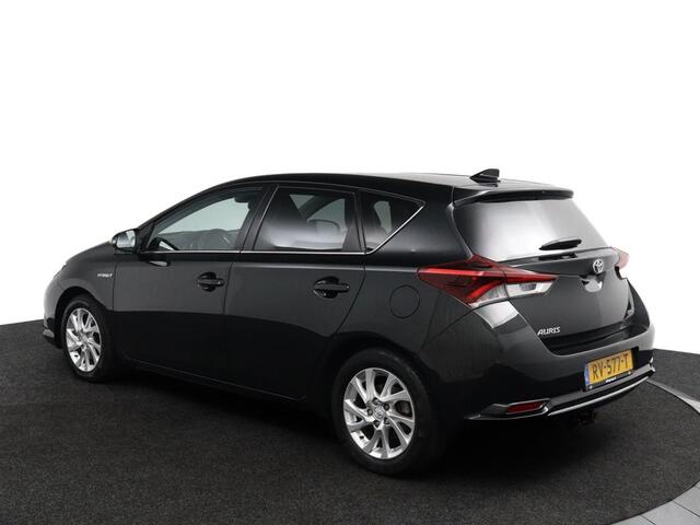 Toyota AURIS 1.8 Hybrid Dynamic | Trekhaak Afneembaar | Keyless Entry | Navigatie |