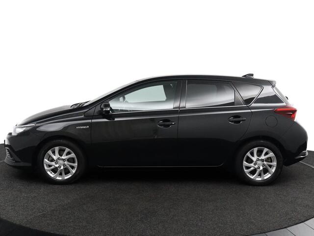 Toyota AURIS 1.8 Hybrid Dynamic | Trekhaak Afneembaar | Keyless Entry | Navigatie |