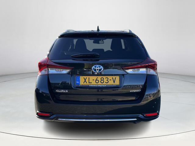 Toyota AURIS Touring Sports 1.8 Hybrid Dynamic Ultimate | Navigatie | Stoelverwarming | Parkeersensoren 17 inch LM-velgen |