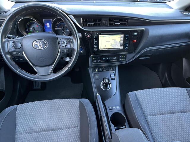 Toyota AURIS Touring Sports 1.8 Hybrid Dynamic Ultimate | Navigatie | Stoelverwarming | Parkeersensoren 17 inch LM-velgen |