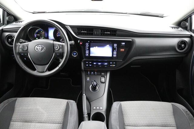 Toyota AURIS Touring Sports 1.8 Hybrid Dynamic | Stoelverwarming | Keyless | Cruisecontrol | Keyless | Lage km stand |
