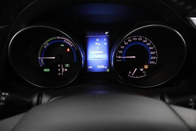 Toyota AURIS Touring Sports 1.8 Hybrid Dynamic | Stoelverwarming | Keyless | Cruisecontrol | Keyless | Lage km stand |
