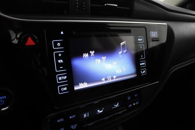 Toyota AURIS Touring Sports 1.8 Hybrid Dynamic | Stoelverwarming | Keyless | Cruisecontrol | Keyless | Lage km stand |