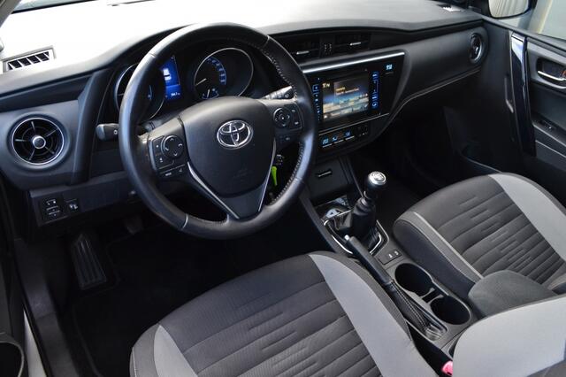 Toyota AURIS 1.2 T Dynamic Camera/PDC/1e eigenaar/17'' inch