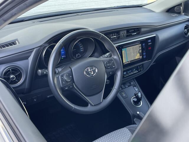 Toyota AURIS 1.8 Hybrid Dynamic | Trekhaak | Navi | Camera | Cruise | DAB+