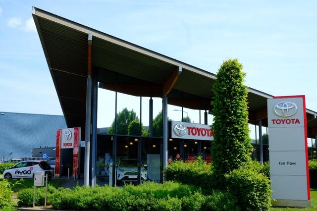 Toyota AURIS 1.2T Aspiration 116PK Automaat | DAB+ tuner | 16" lichtmetalen v