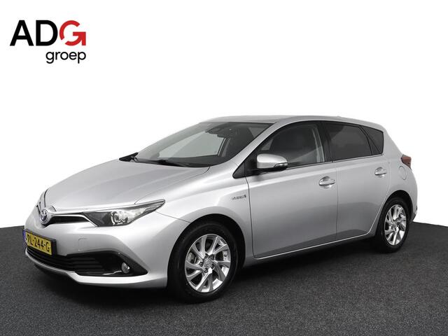 Toyota AURIS 1.8 Hybrid Dynamic Go | Navigatie |