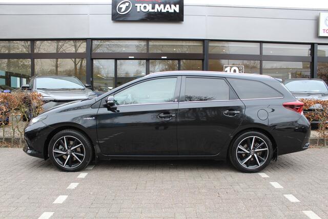 Toyota AURIS Touring Sports 1.8 Hybrid Dynamic Plus | Rijklaar | Trekhaak | Stoelverw. | Navi | Keyless | 17"LMV | Camera | Dealer onderhouden
