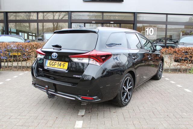 Toyota AURIS Touring Sports 1.8 Hybrid Dynamic Plus | Rijklaar | Trekhaak | Stoelverw. | Navi | Keyless | 17"LMV | Camera | Dealer onderhouden