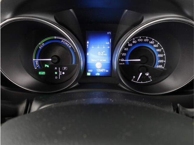 Toyota AURIS Touring Sports 1.8 Hybrid Executive | Half Lederen Bekleding | Parkeersensoren V+A | Navigatie | Stoelverwarming |