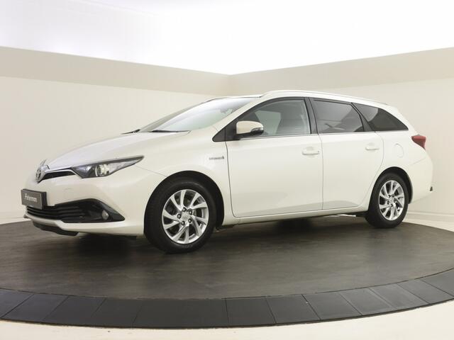 Toyota AURIS 1.8 Hybrid Trend | Panoramadak | Navigatie