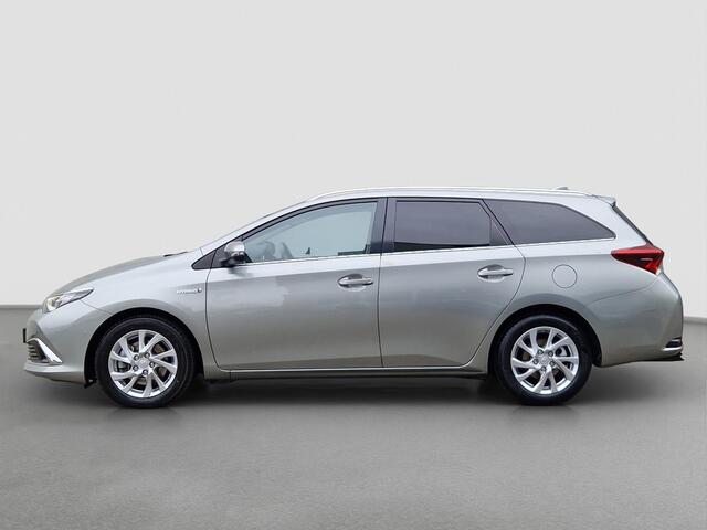 Toyota AURIS Touring Sports 1.8 Hybrid | Camera | Clima | Stoelverwarming | PDC | Cruise | Pano |