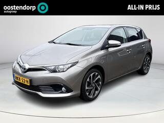 toyota-auris-1.8-hybrid-dynamic-**t