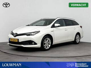 toyota-auris-touring-sports-1.8-hyb