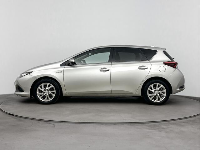 Toyota AURIS 1.8 Hybrid Dynamic Go | Navigatie | Trekhaak | Camera |
