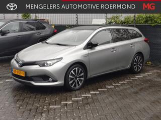 toyota-auris-touring-sports-1.8-hyb