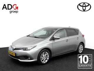 toyota-auris-1.8-hybrid-trend--pan