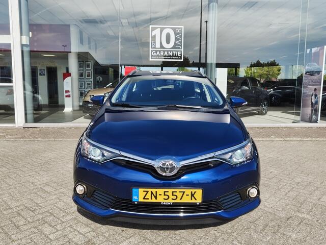 Toyota AURIS 1.2T Active | Trekhaak | Navi | All-Season | Cruise Control |