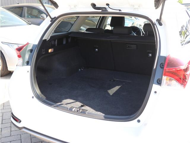 Toyota AURIS 1.8 Hybrid Freestyle I Navi I Camera I Keyless I Climate Control