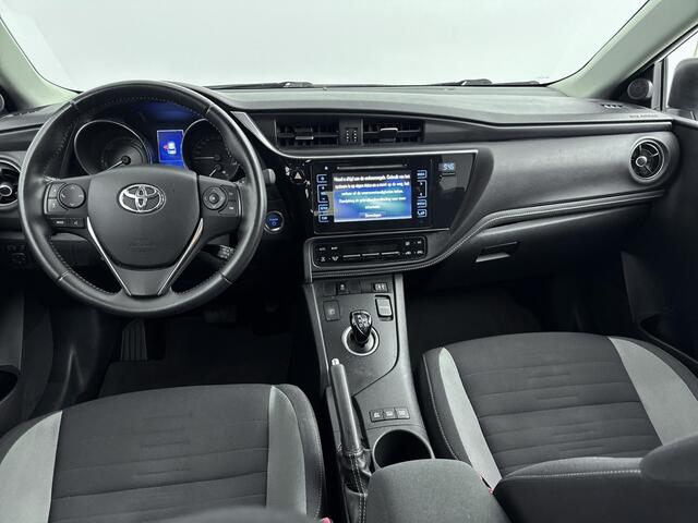 Toyota AURIS 1.8 Hybrid Dynamic Limited | Navigatie | Achteruitrijcamera | LM velgen |