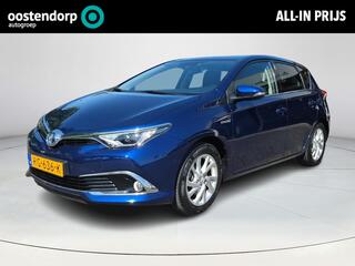toyota-auris-1.8-hybrid-executive-