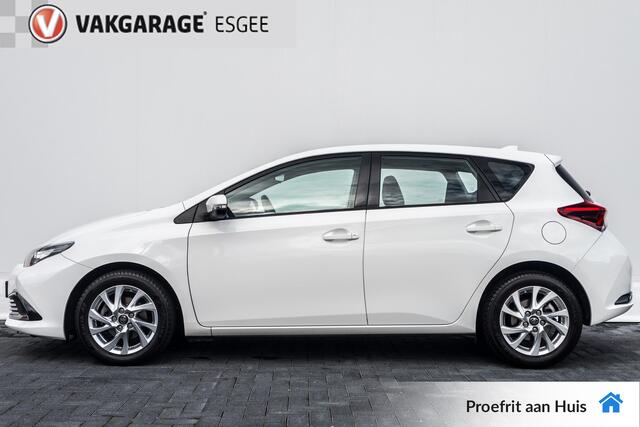Toyota AURIS 1.3 Now RIJKLAAR INCL:GARANTIE | Achteruitrijcamera | CIma | 15 INCL LMV | Navigatie | Cruise control |