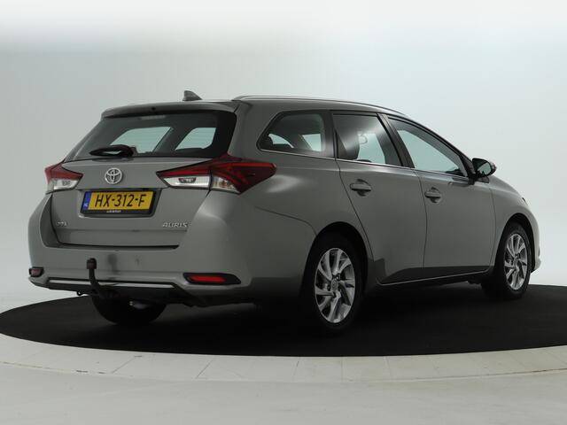 Toyota AURIS Touring Sports 1.2T Aspiration Limited | Trekhaak |