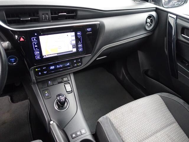Toyota AURIS Touring Sports 1.8 Hybrid Dynamic Aut- Camera, Navigatie, Comfort Interieur, Lane Assist, Clima