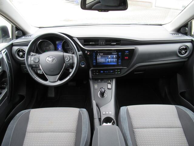 Toyota AURIS 1.8 Hybrid Dynamic Go PARELMOER LAK