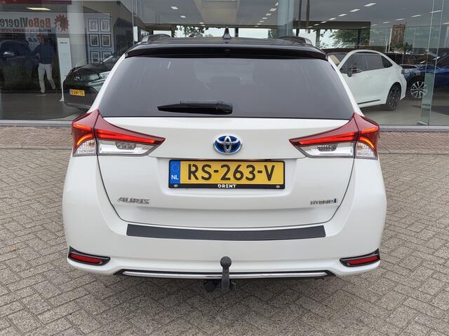 Toyota AURIS 1.8 Hybrid Black Edition | Android Auto | Trekhaak | Navi | DAB