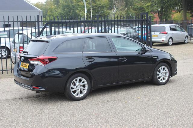 Toyota AURIS Touring Sports 1.8 Hybrid Dynamic