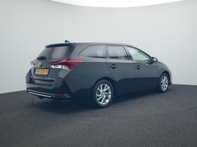 Toyota AURIS Touring Sports 1.8 Hybrid Dynamic