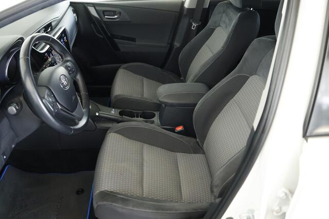 Toyota AURIS 1.8 Hybrid Dynamic / Navi / Camera / Cruisecontrol / Clima