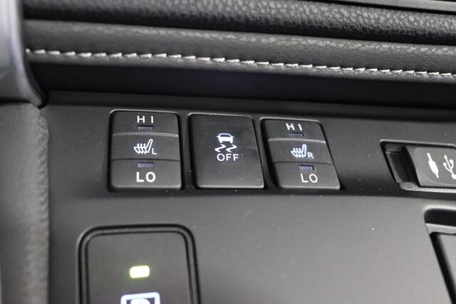 Toyota AURIS Touring Sports 1.8 Hybrid Lease pro, 1e eigenaar, Uniek interieur, Pano, Stoelverwarming, Navi, Keyless, Camera!