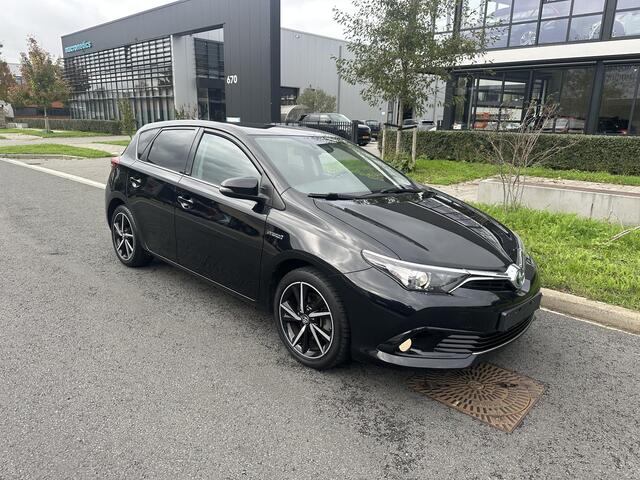 Toyota AURIS 1.8 Hybrid Dynamic Camera, Navi, ECC, Cruise