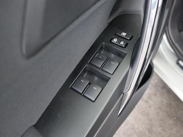 Toyota AURIS 1.8 Hybrid Aspiration Limited