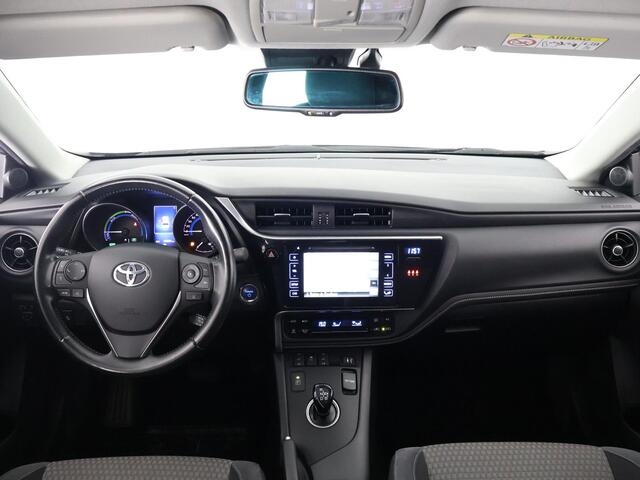Toyota AURIS Touring Sports 1.8 HYBRID DYNAMIC ULTIMATE NAVI GARANTIE 7-2027 STOELVERWARMING . PARKEERSENSOREN .CAMERA .