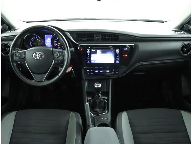 Toyota AURIS 1.2T Aspiration | Climate control | LMV | Cruise control |