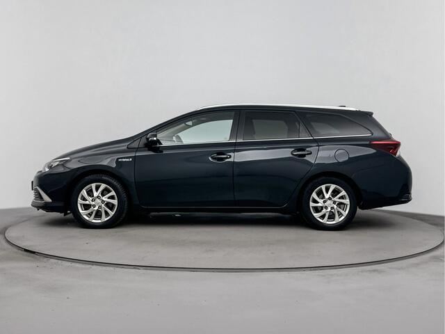 Toyota AURIS Touring Sports 1.8 Hybrid Lease pro | Navigatie | Parkeercamera | Panoramadak | Stoelverwarming |