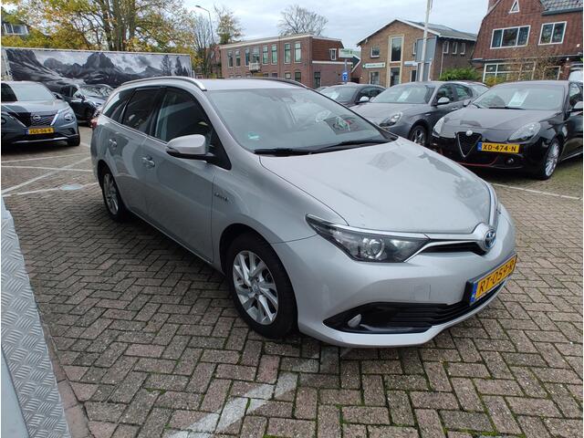 Toyota AURIS Touring Sports 1.8 HYBRID DYNAMIC Keyless | LED | Camera | Navi