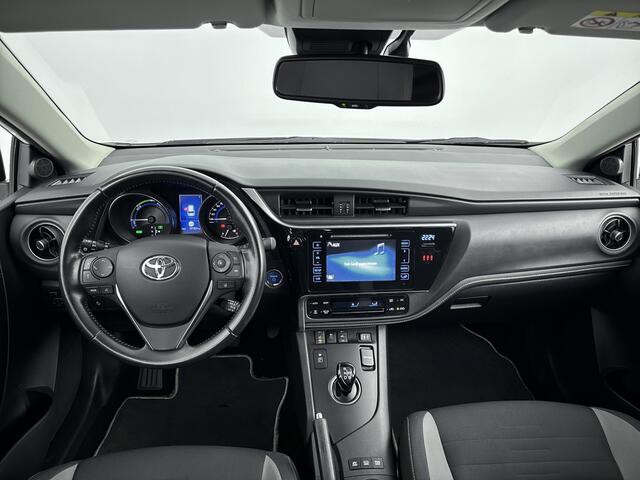 Toyota AURIS Touring Sports Dynamic | Bluetooth | elektrische ramen | Multi functioneel stuur |