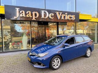toyota-auris-touring-sports-1.2t-en